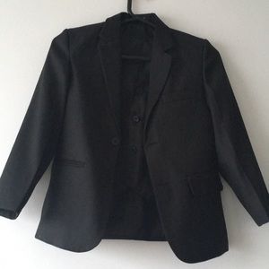 3-piece suit for boys